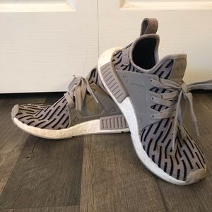 ADIDAS WOMENS NMD SIZE 6 TAN
